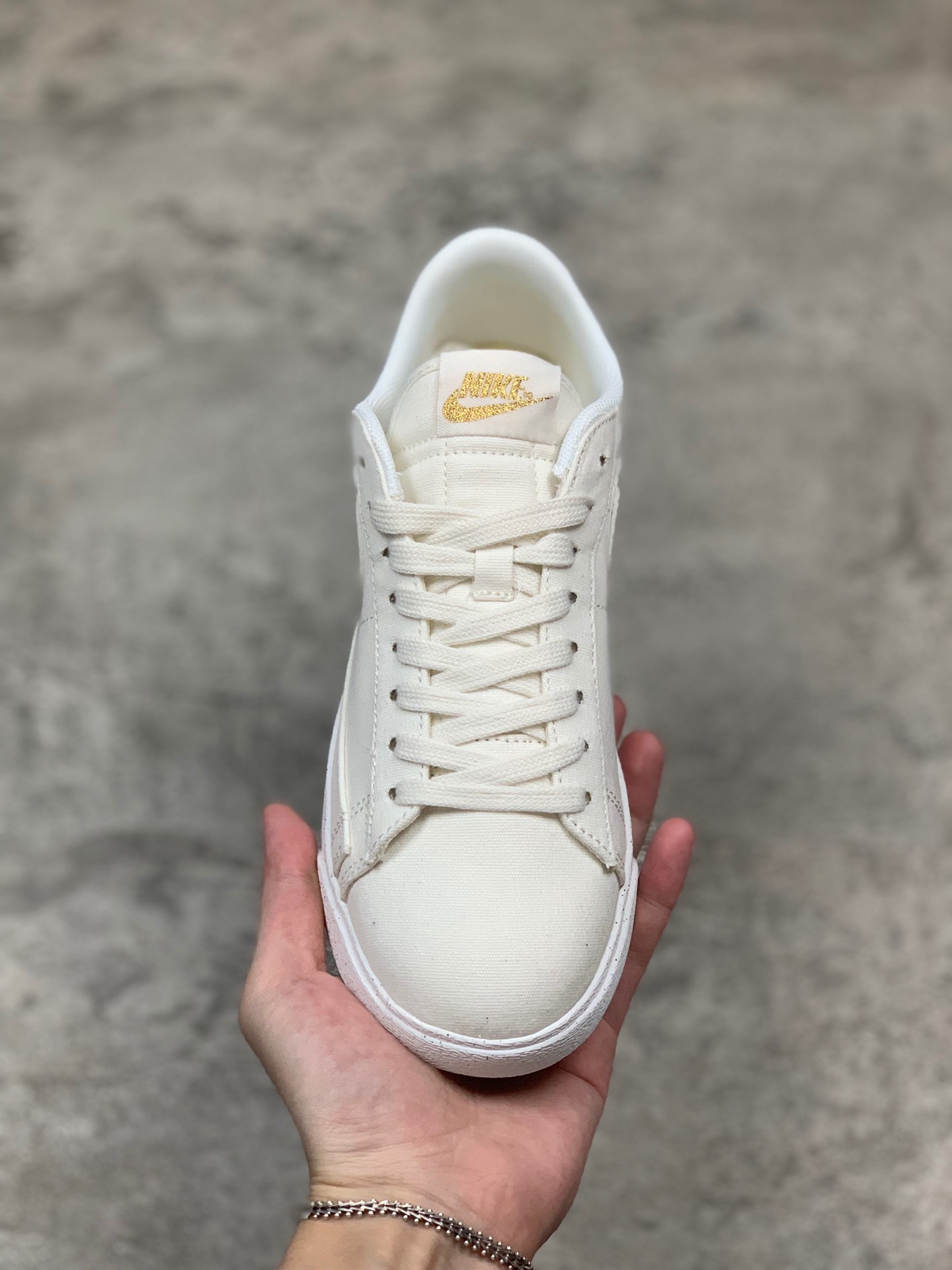 150 Nike Blazer Low LX Plant Color 淡雅配色本季Nike Sportswear带来全新Plant Color系列鞋款