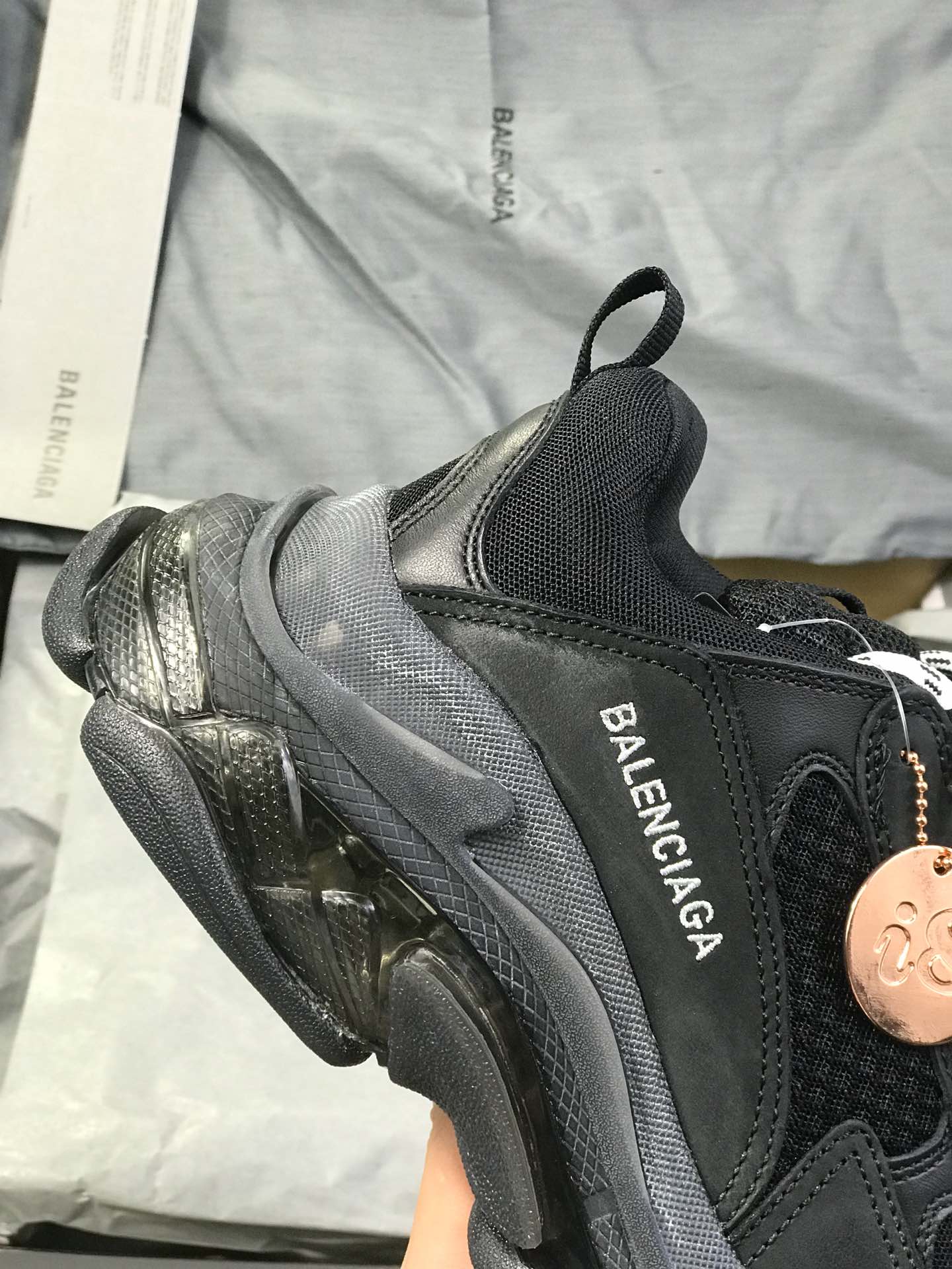 540Balenciaga 巴黎世家 Triple S 3.0 三代复古休闲跑鞋 全组合氮气水晶大底