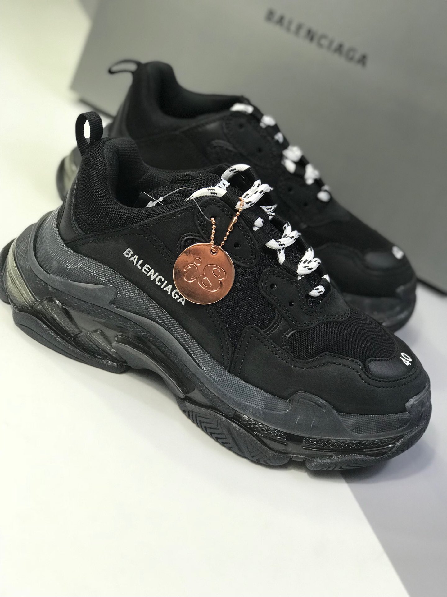 540Balenciaga 巴黎世家 Triple S 3.0 三代复古休闲跑鞋 全组合氮气水晶大底
