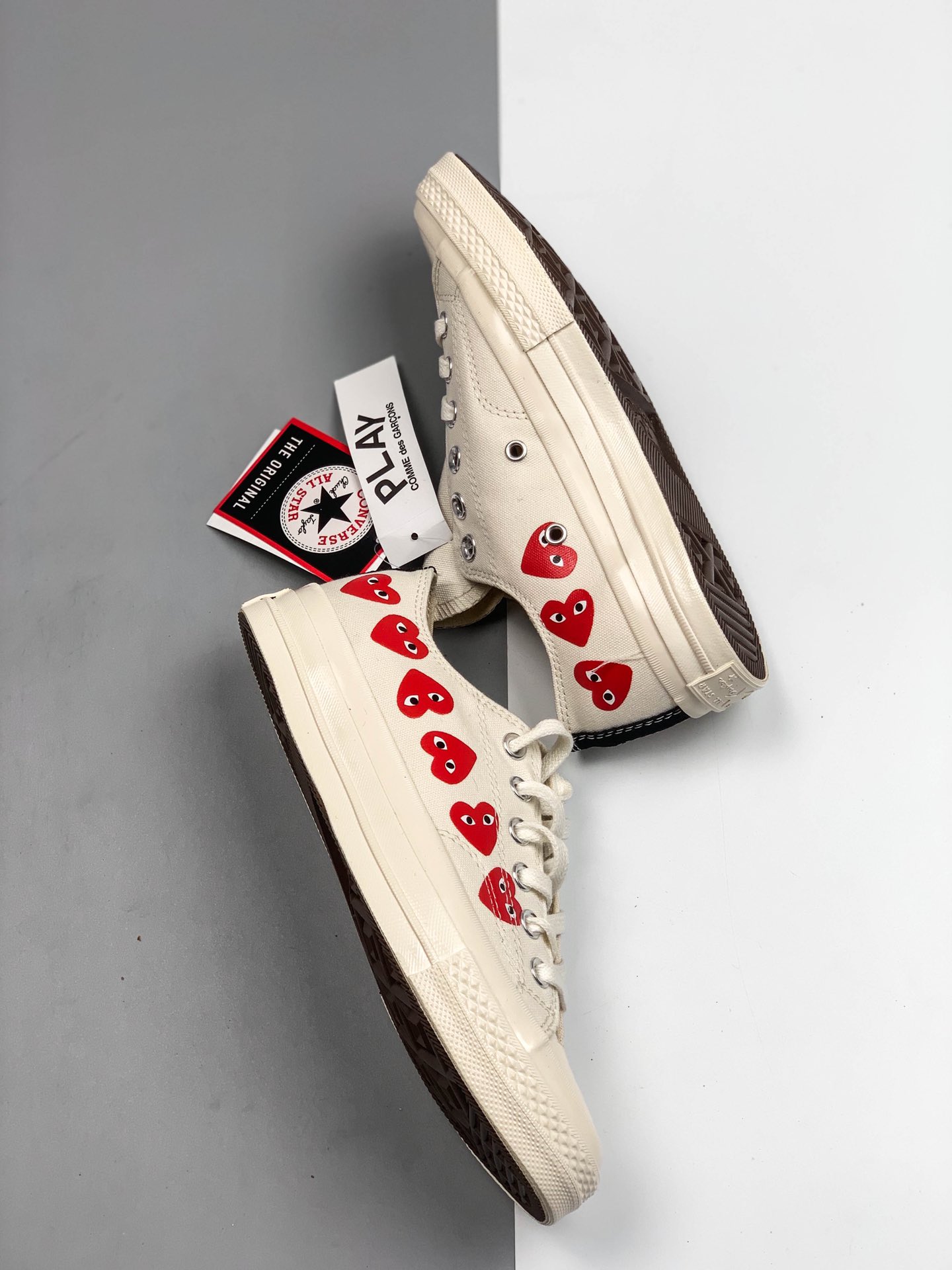 150川久宝玲CDG x Converse chuck taylor all star 匡威经典1970S硫化帆布板鞋系列“白色心形高帮”