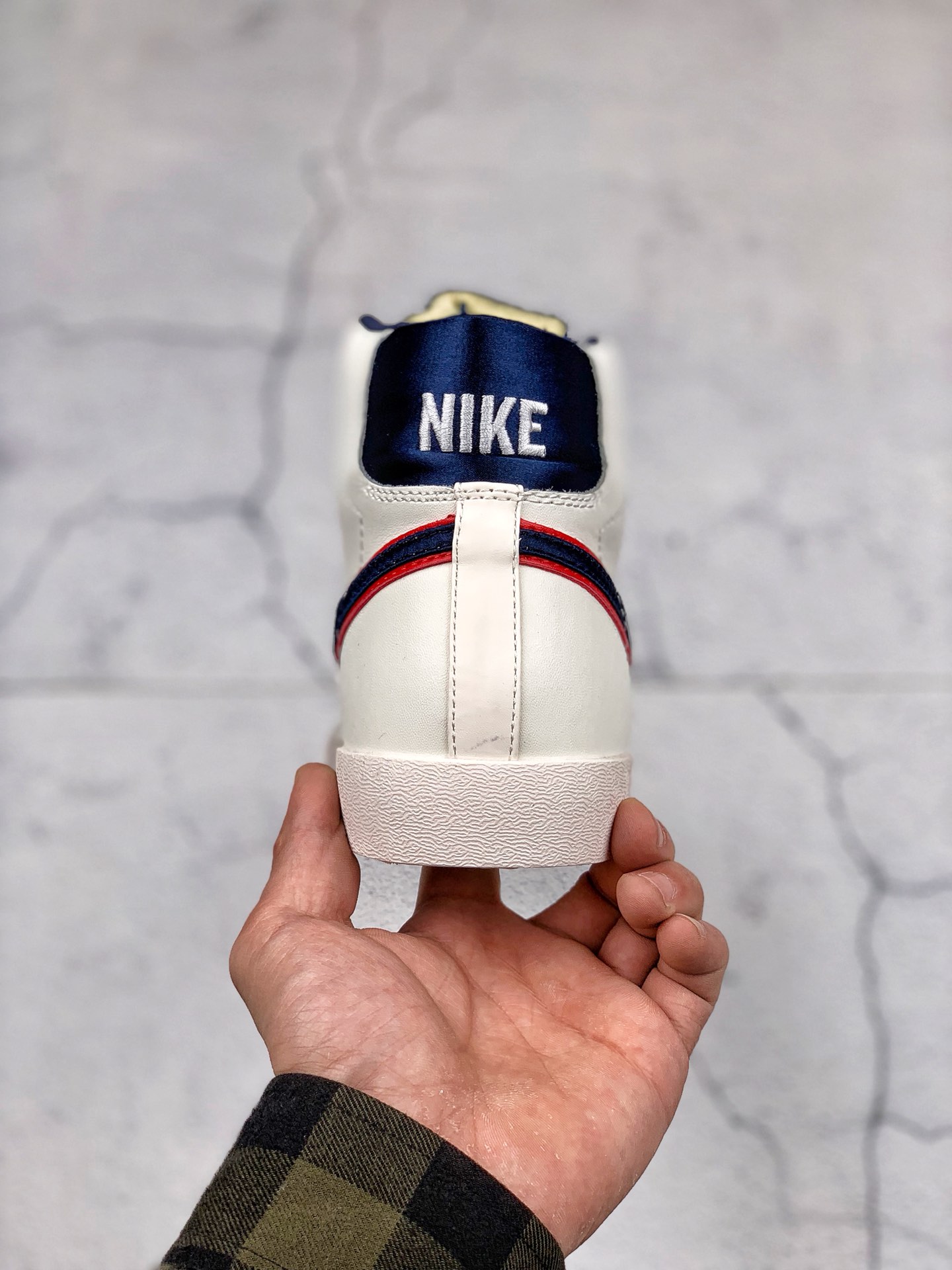 160  耐克Nike Blazer Mid Vintage ”City Pride”1977 QS经典开拓者高帮百搭休闲运动板鞋“米白重叠深蓝红钩”CD9318-100