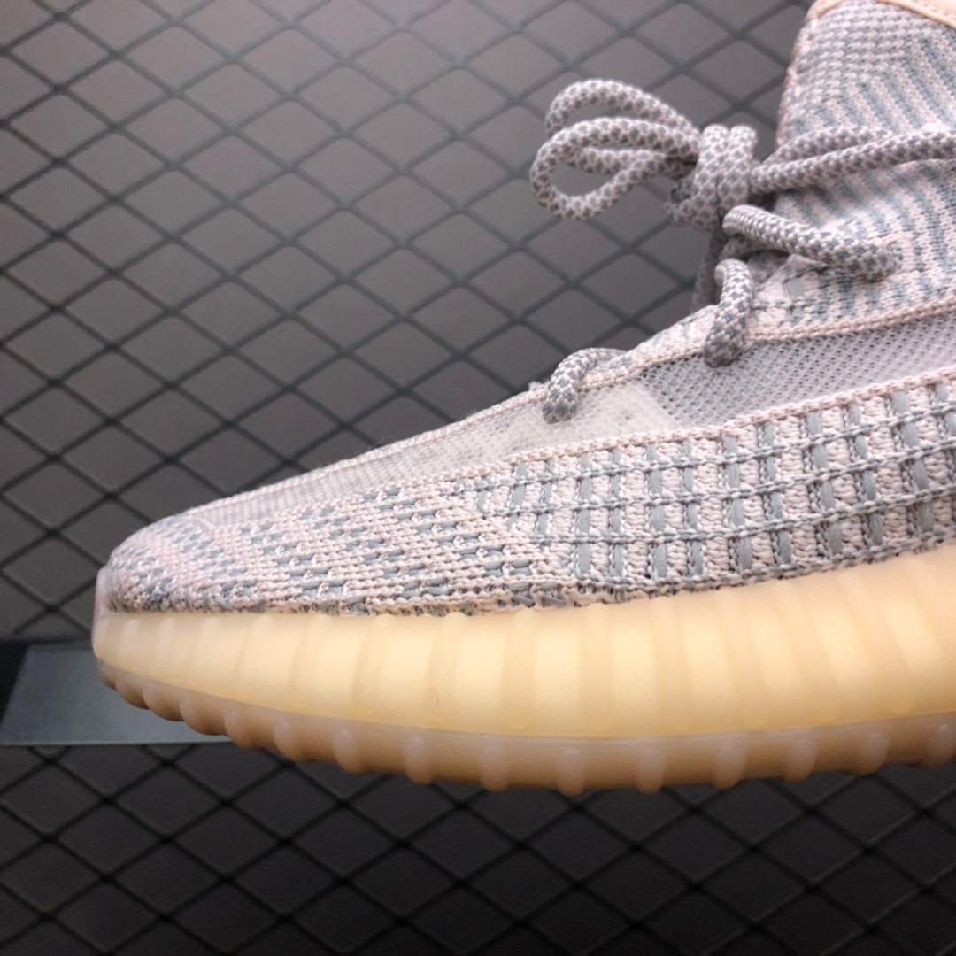Value-for-money version of the Adidas Yeezy Boost 350 V2, new colorway 6