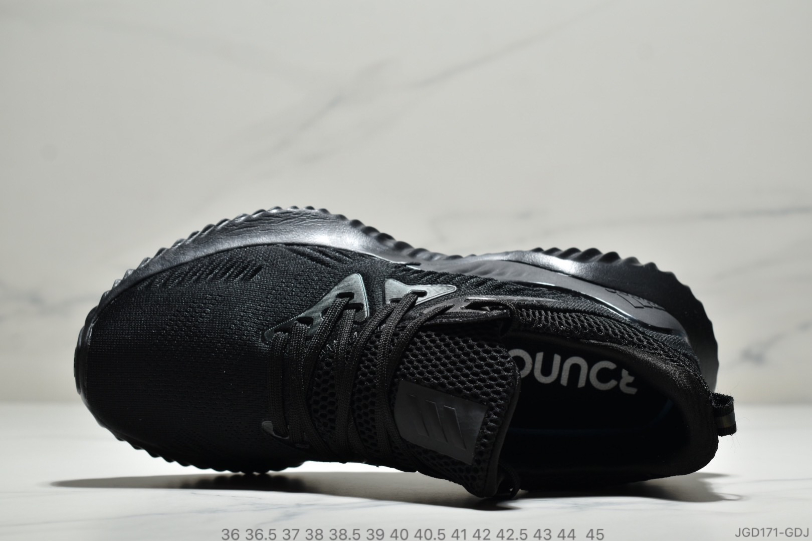 180公司级 阿迪达斯Adidas Alphabounce Beyond 阿尔法小椰子透气缓震跑步鞋 CG5579 哈登上脚