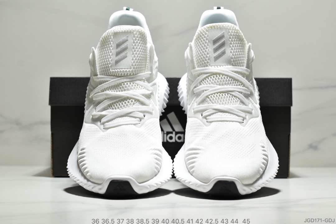 180公司级 阿迪达斯Adidas Alphabounce Beyond 阿尔法小椰子透气缓震跑步鞋 CG5579 哈登上脚