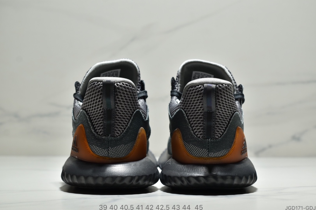 180公司级 阿迪达斯Adidas Alphabounce Beyond 阿尔法小椰子透气缓震跑步鞋 CG5579 哈登上脚