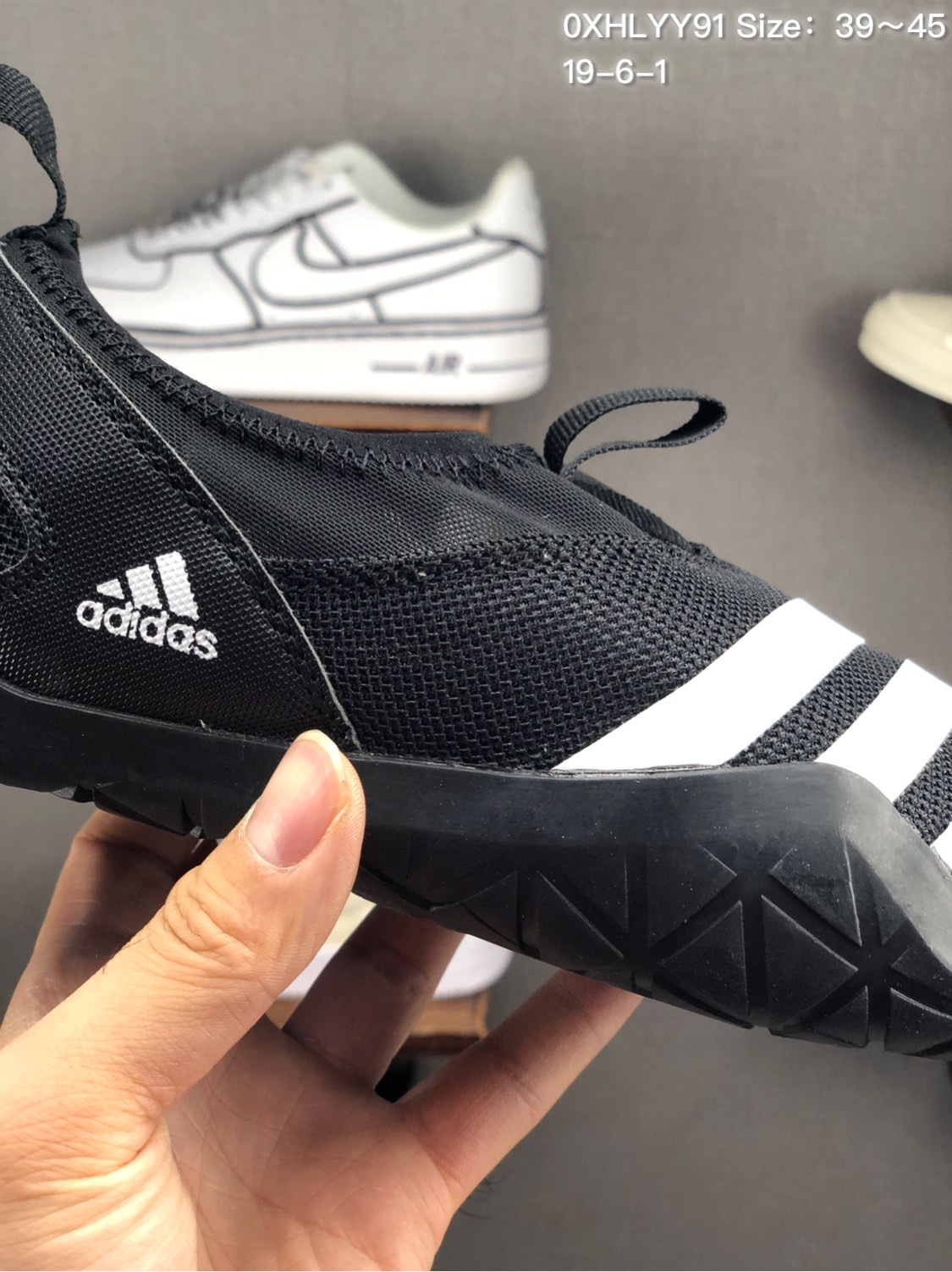 100阿迪达斯 Adidas 春夏新品 超透气网布三杠 户外旅行涉水鞋