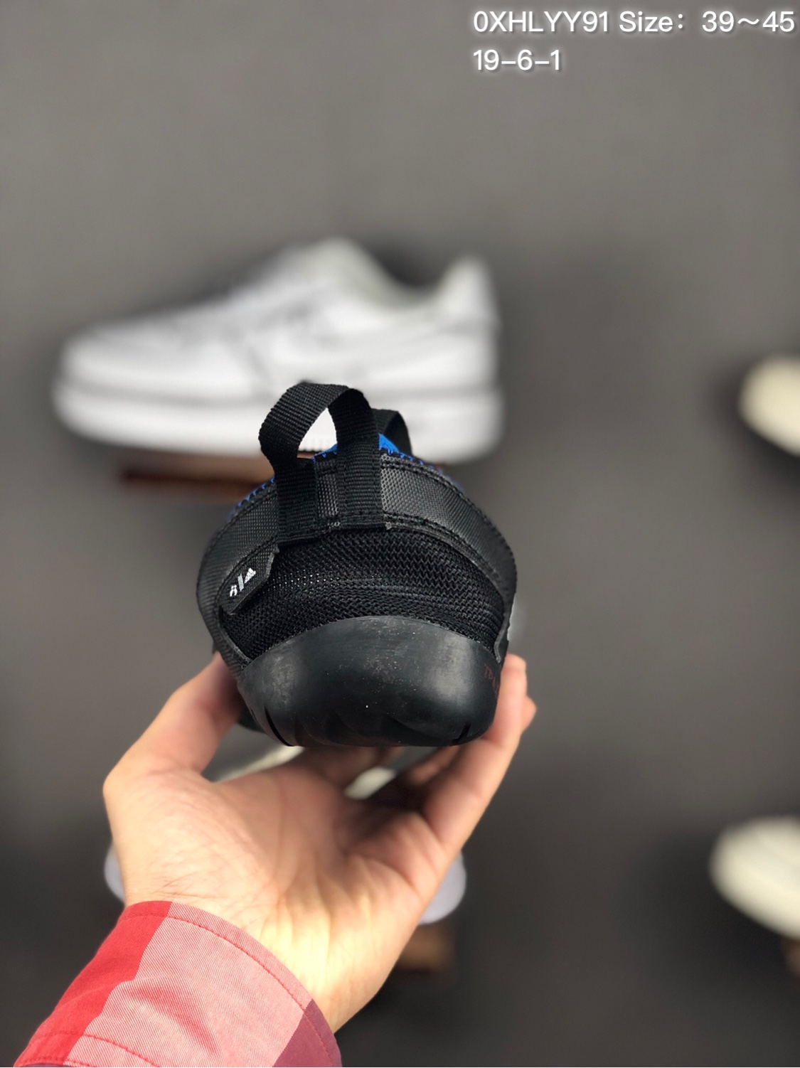 100阿迪达斯 Adidas 春夏新品 超透气网布三杠 户外旅行涉水鞋