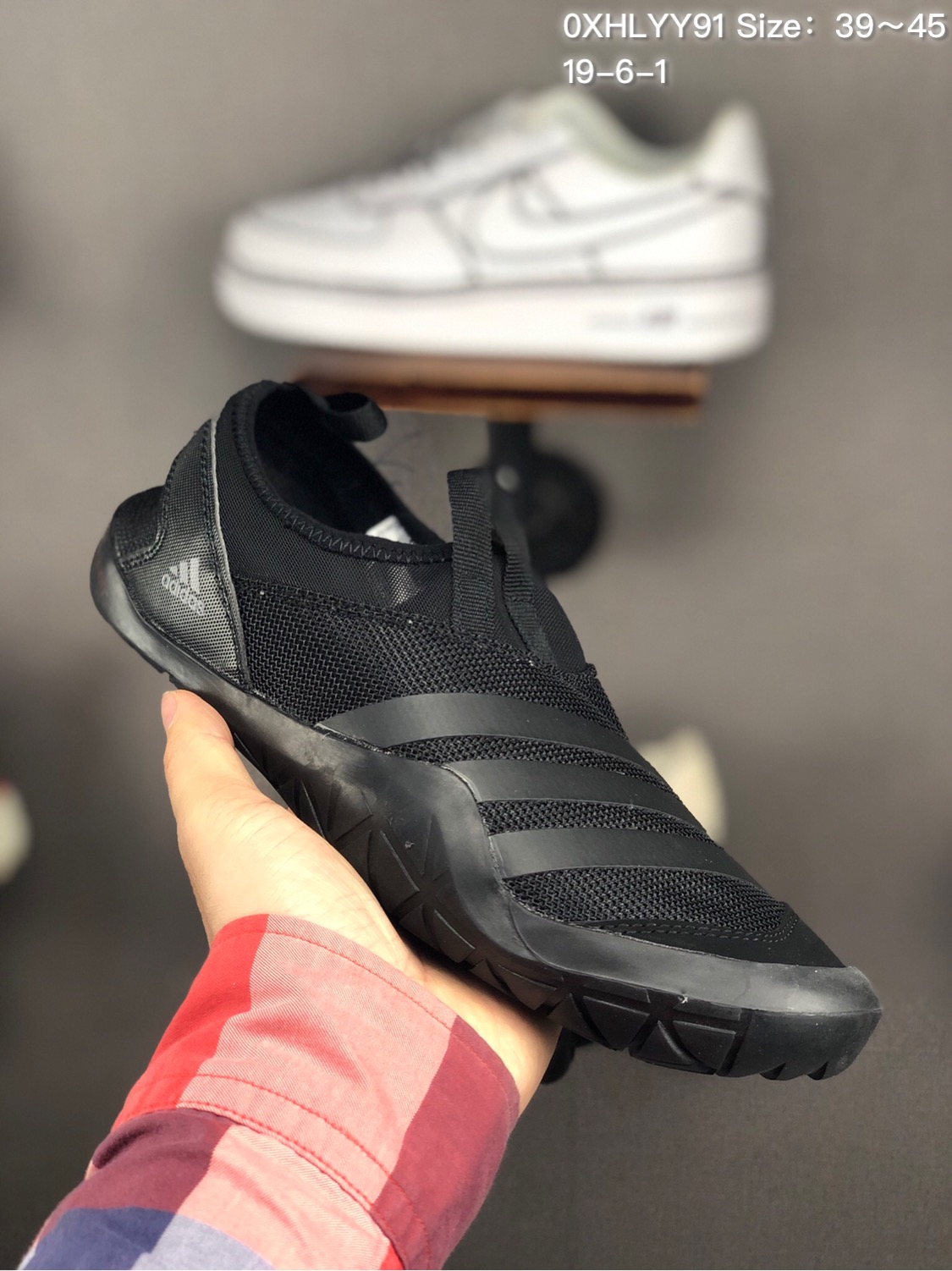 100品牌：阿迪达斯 Adidas 春夏新品 超透气网布三杠 户外旅行涉水鞋