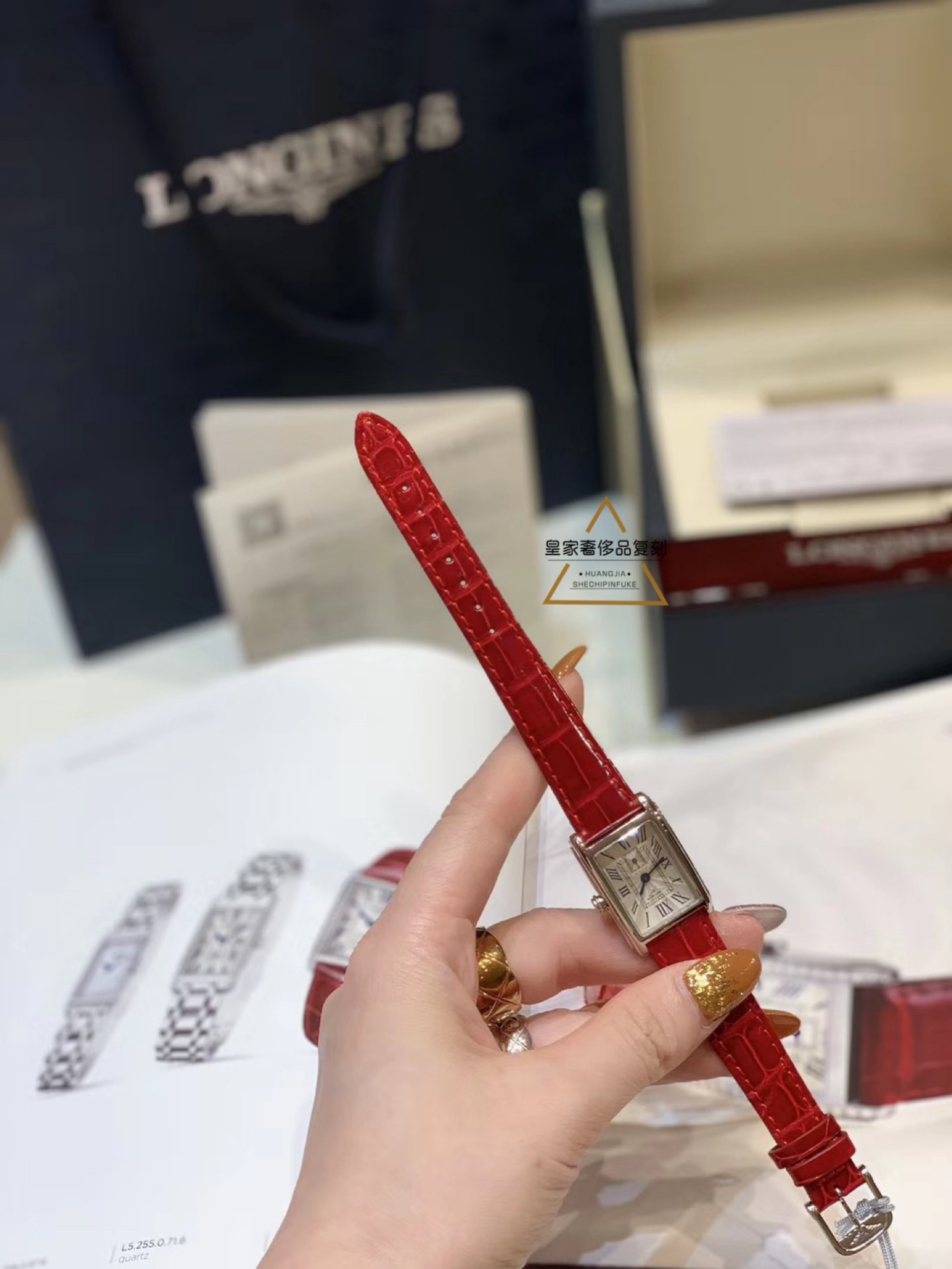 Longines 之前特别多人找这款浪琴，今天终于被皇家研究开发出了，不过价格有点小贵
