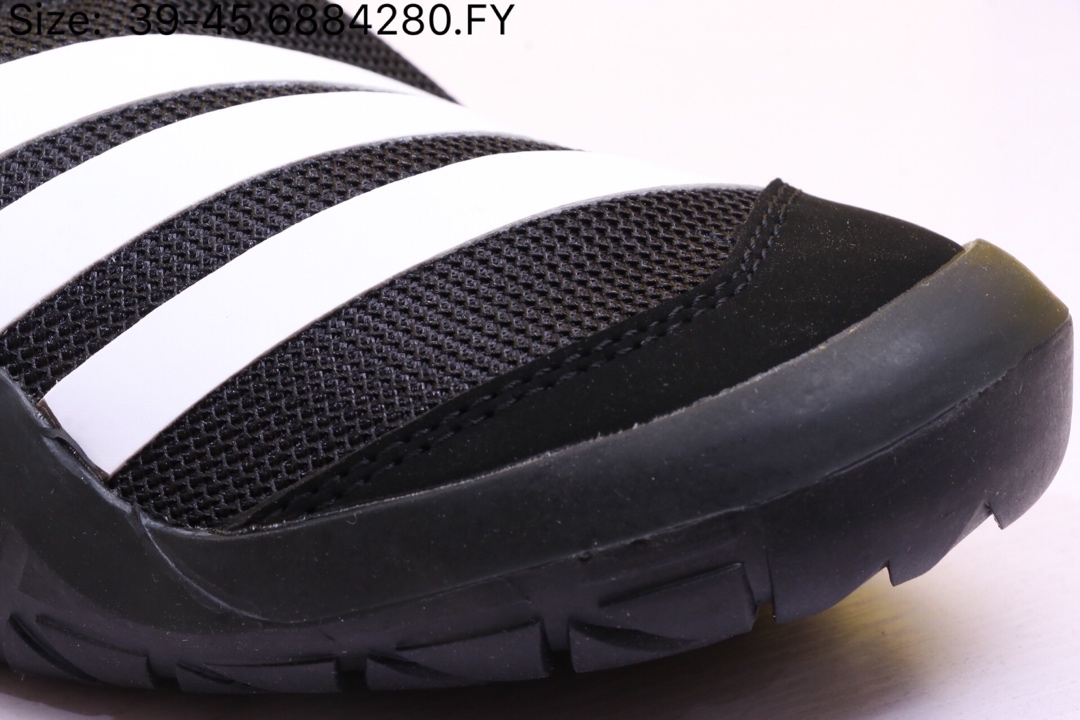 110【阿迪达斯 Adidas 涉水鞋】 阿迪达斯 Adidas Climacool Jawpaw Slip On 春夏新品 超透气网面+猪八革拼接 三杠 户外旅行涉水鞋M29553