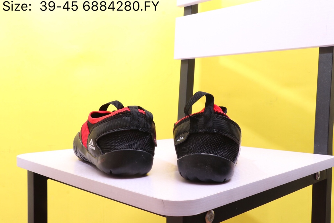 110【阿迪达斯 Adidas 涉水鞋】 阿迪达斯 Adidas Climacool Jawpaw Slip On 春夏新品 超透气网面+猪八革拼接 三杠 户外旅行涉水鞋M29553