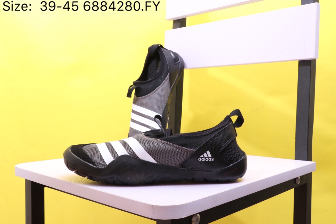 110【阿迪达斯 Adidas 涉水鞋】 阿迪达斯 Adidas Climacool Jawpaw Slip On 春夏新品 超透气网面+猪八革拼接 三杠 户外旅行涉水鞋M29553