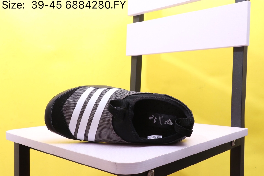 110【阿迪达斯 Adidas 涉水鞋】 阿迪达斯 Adidas Climacool Jawpaw Slip On 春夏新品 超透气网面+猪八革拼接 三杠 户外旅行涉水鞋M29553