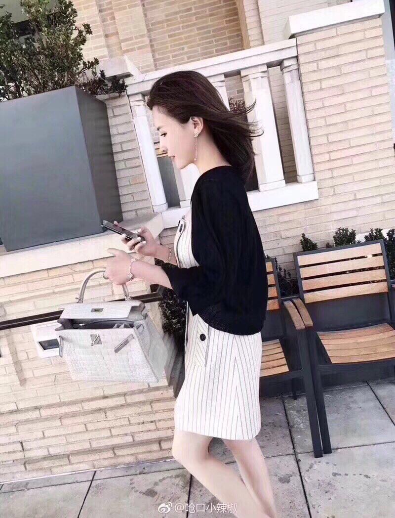 Chanel CHANEL 香奈儿 满钻球形珠子耳钉