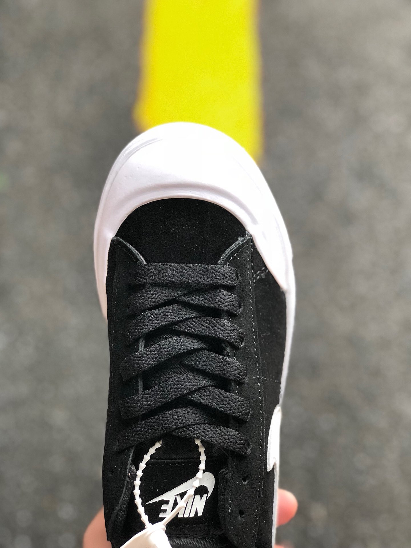 140Nike/Superme联名款 NIkeSB Blazer Zoom Low XT滑板鞋 864348-101