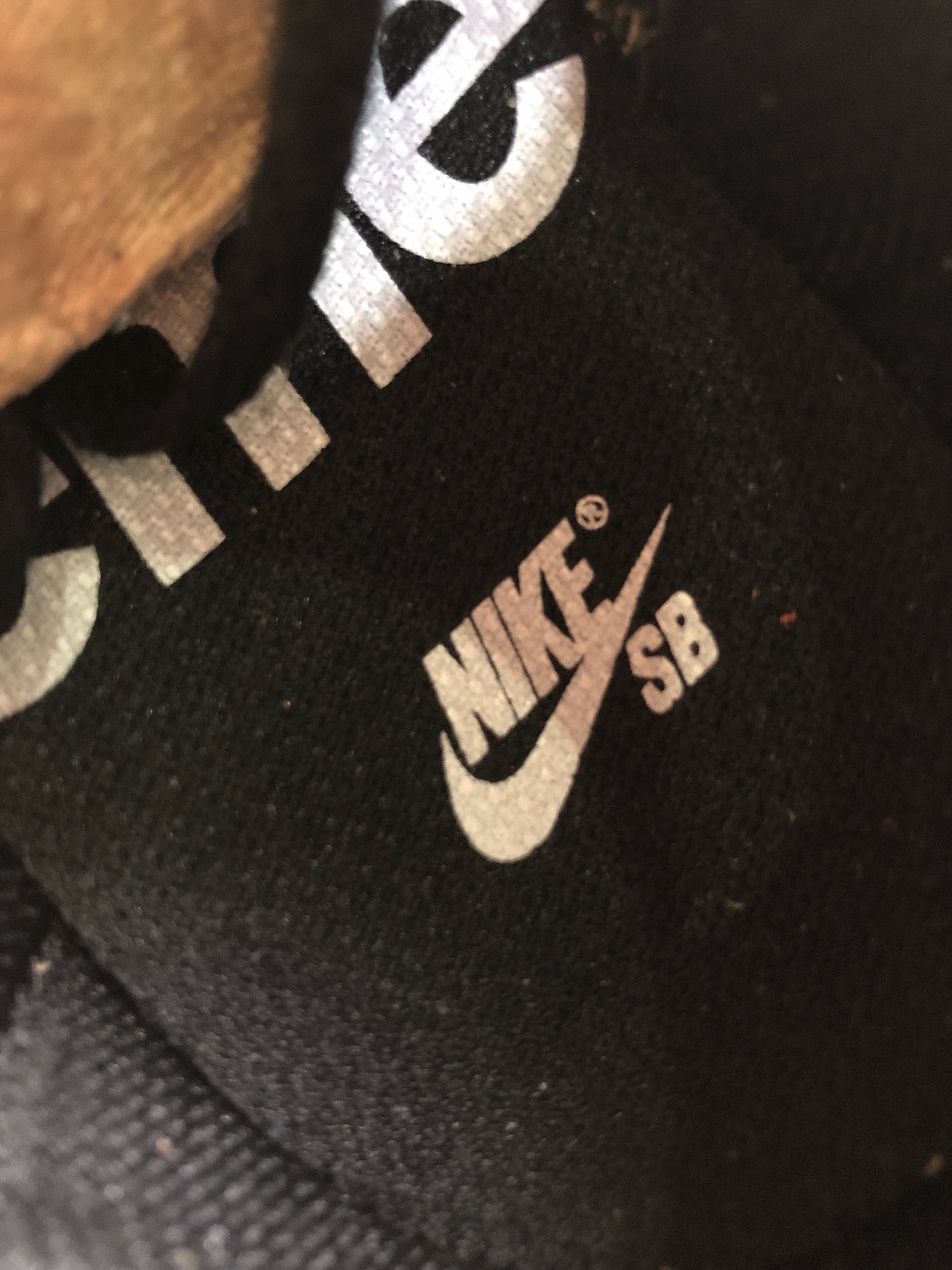 140Nike/Superme联名款 NIkeSB Blazer Zoom Low XT滑板鞋 864348-101
