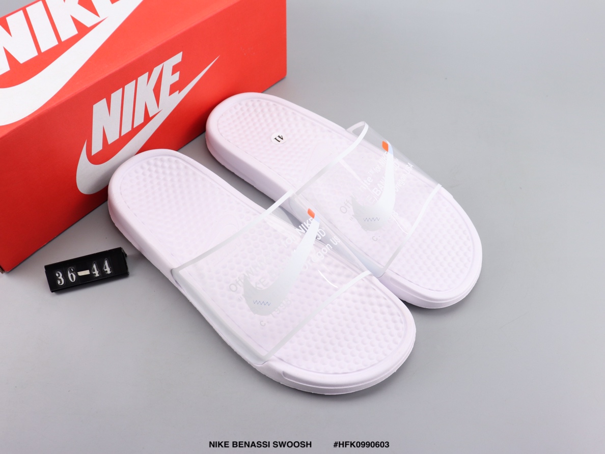 55 NIKE BENASSI SWOOSH 耐克露趾运动拖鞋