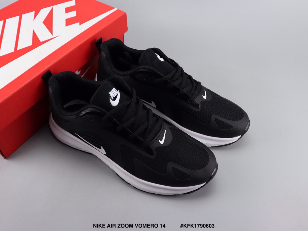 95 NIKE AIR ZOOM VOMERO 14 耐克登月减震跑步鞋 织物材质