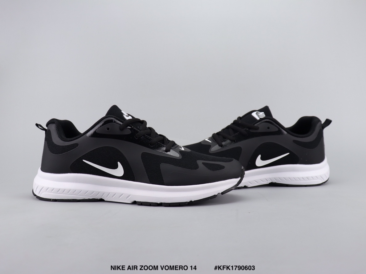 95 NIKE AIR ZOOM VOMERO 14 耐克登月减震跑步鞋 织物材质