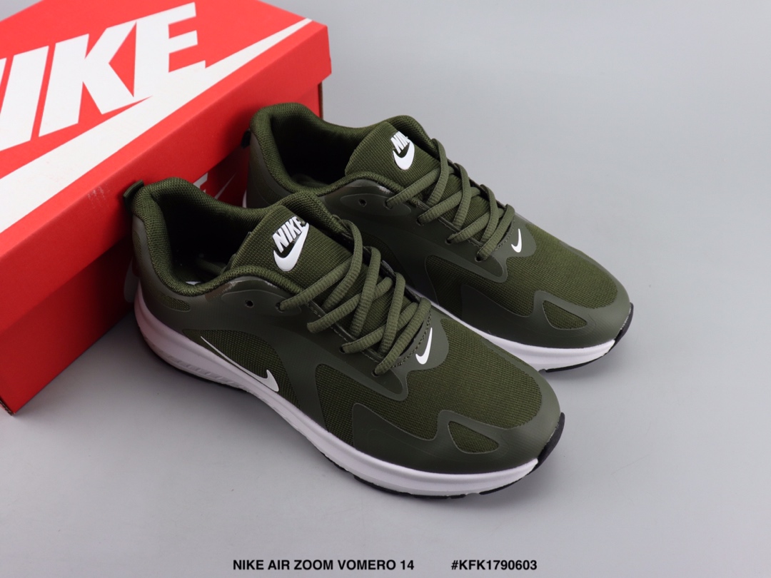 95 NIKE AIR ZOOM VOMERO 14 耐克登月减震跑步鞋 织物材质