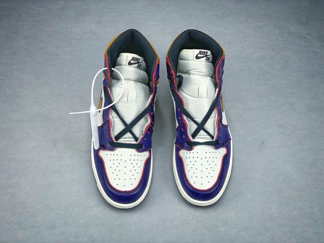 220原价市场280 耐克Nike SB x Air Jordan 1 Retro High OG CD6578-507
