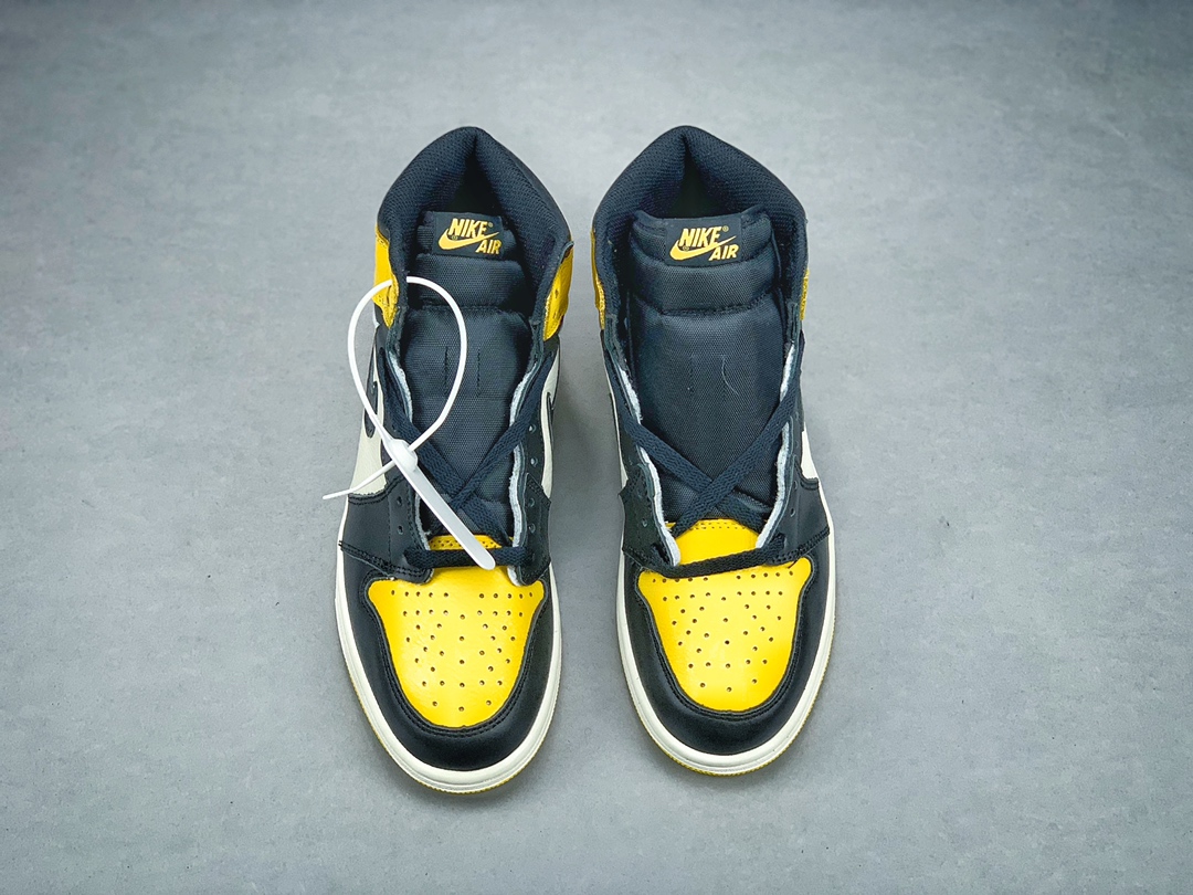 220原价市场280 Air Jordan 1 “Yellow Toe”黑黄脚趾曾经的天价配色AR1020-700