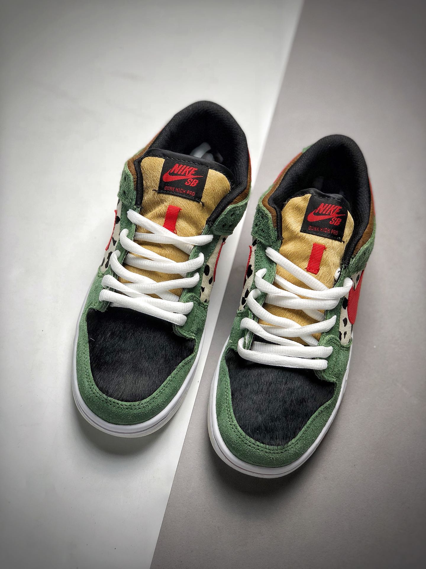 220纯原版本 耐克Nike SB Dunk High Dog Walker 耐克斑点豹纹配色板鞋 BQ6827-301
