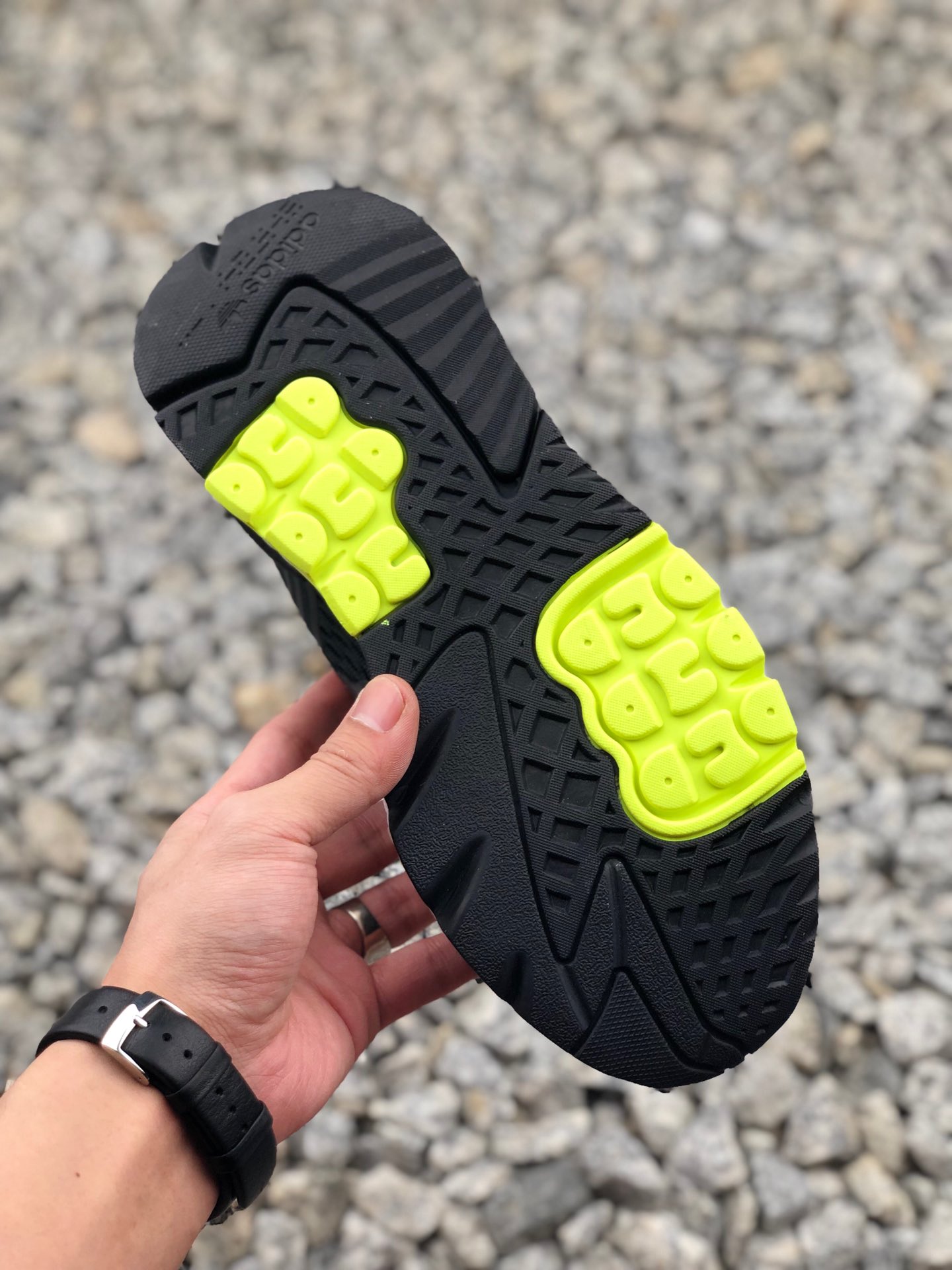 180公司级 Adidas 阿迪达斯 Nite Jogger 2019 Boost 王嘉尔代言款 贾卡透气鞋面 夜行者3M反光真爆大底复古跑鞋 EQ2202