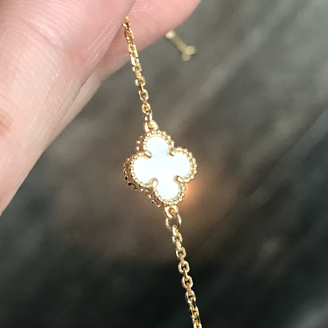 Cartier 银版小号单花手链，双线条logo，完美卡地亚链身细节对版 保色