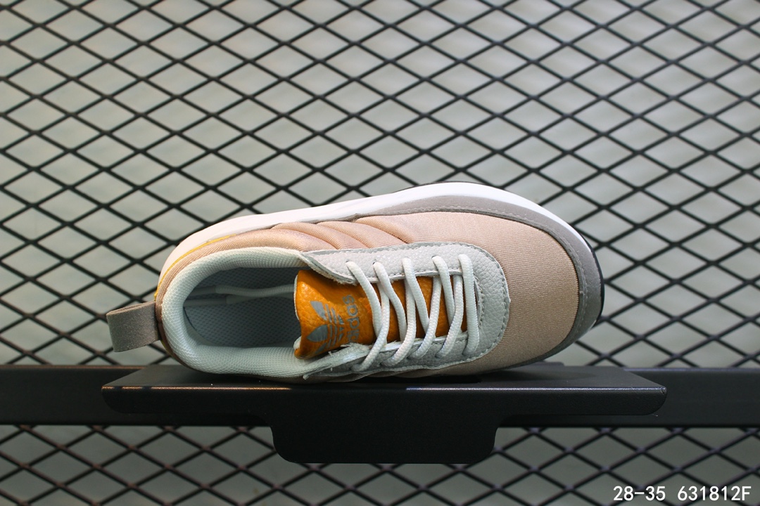 100阿迪达斯adidas 鲨鱼 童鞋 亲子鞋 休闲潮流跑鞋！