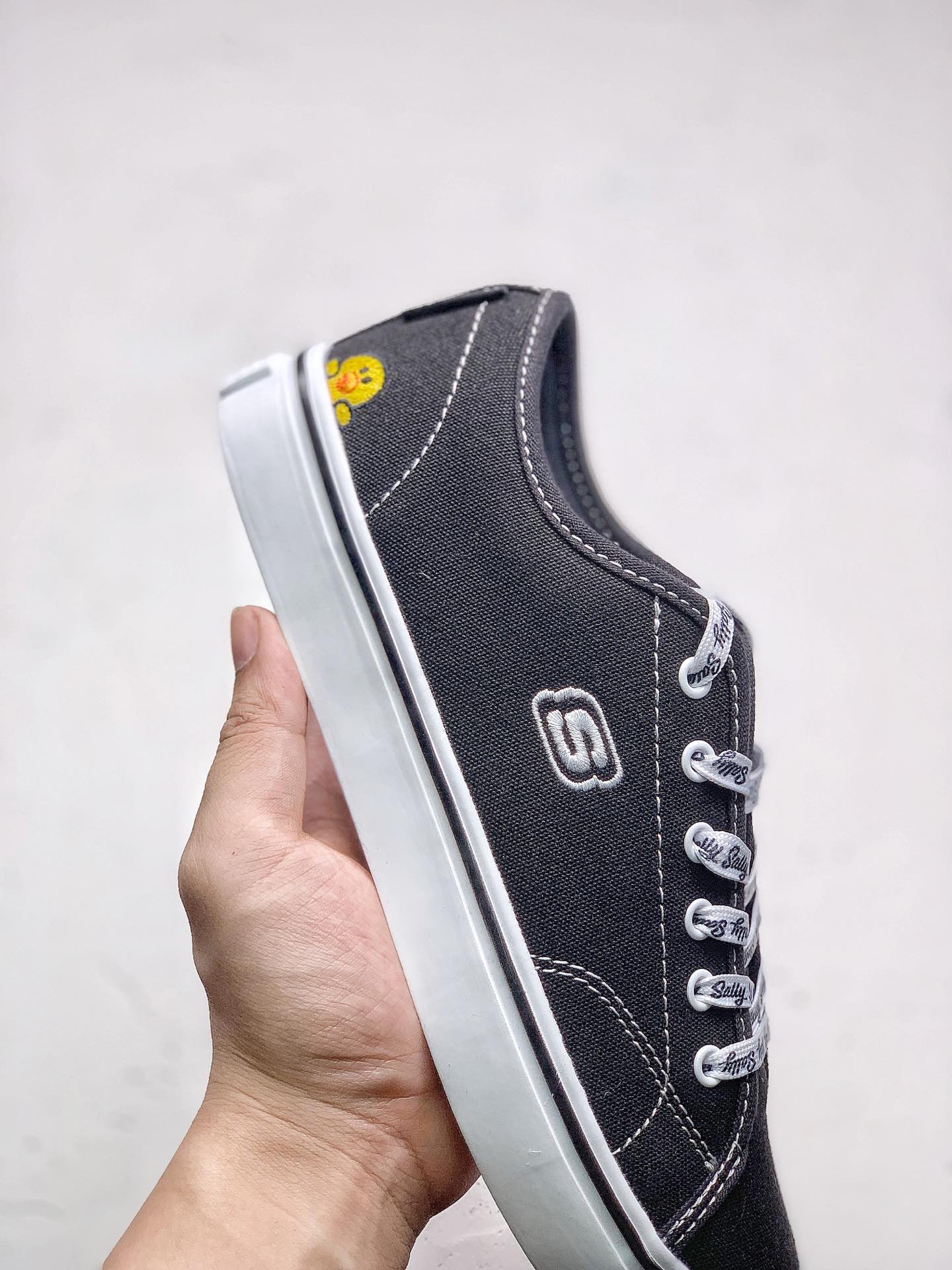 120 Skechers x LINE FRIENDS 布朗熊联名这个夏季斯凯奇推出了萌趣时尚的板鞋与布朗熊联名