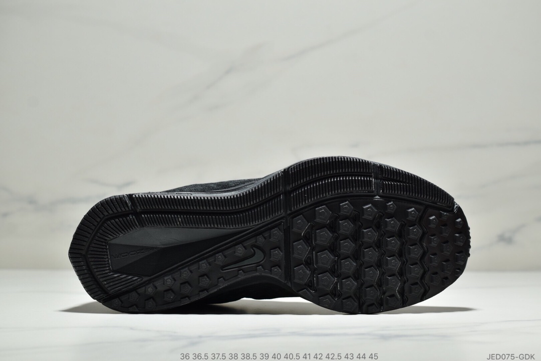 140Nike Zoom Winflo 5 登月V5网面透气跑步鞋原档案数据编织面 原盒原配 AA7414-600