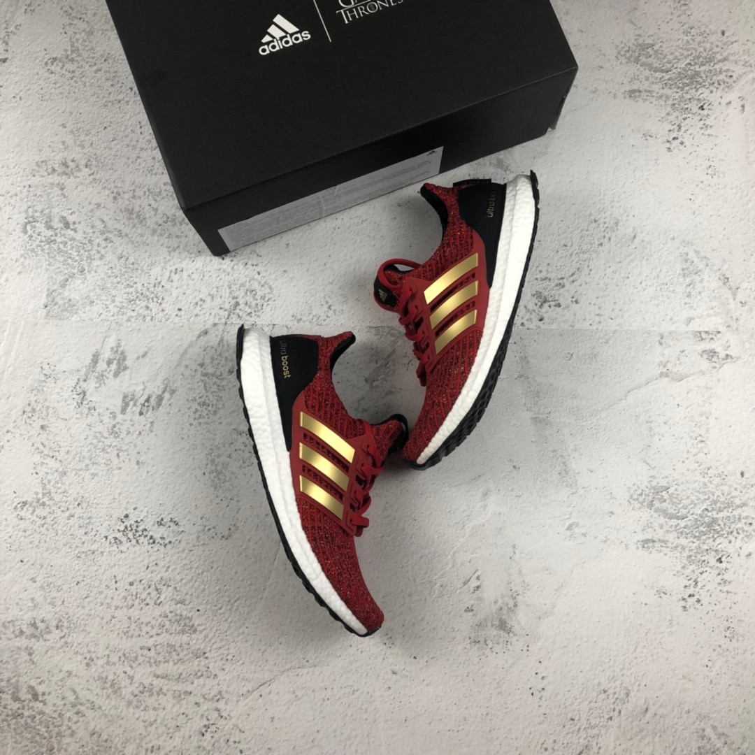 220公司级新品 Game Of Thrones x Adidas Ultra Boost 4.0 “House Lannister” 兰尼斯特家族 权利的游戏全新联名UB4.0 缓震透气运动跑鞋。