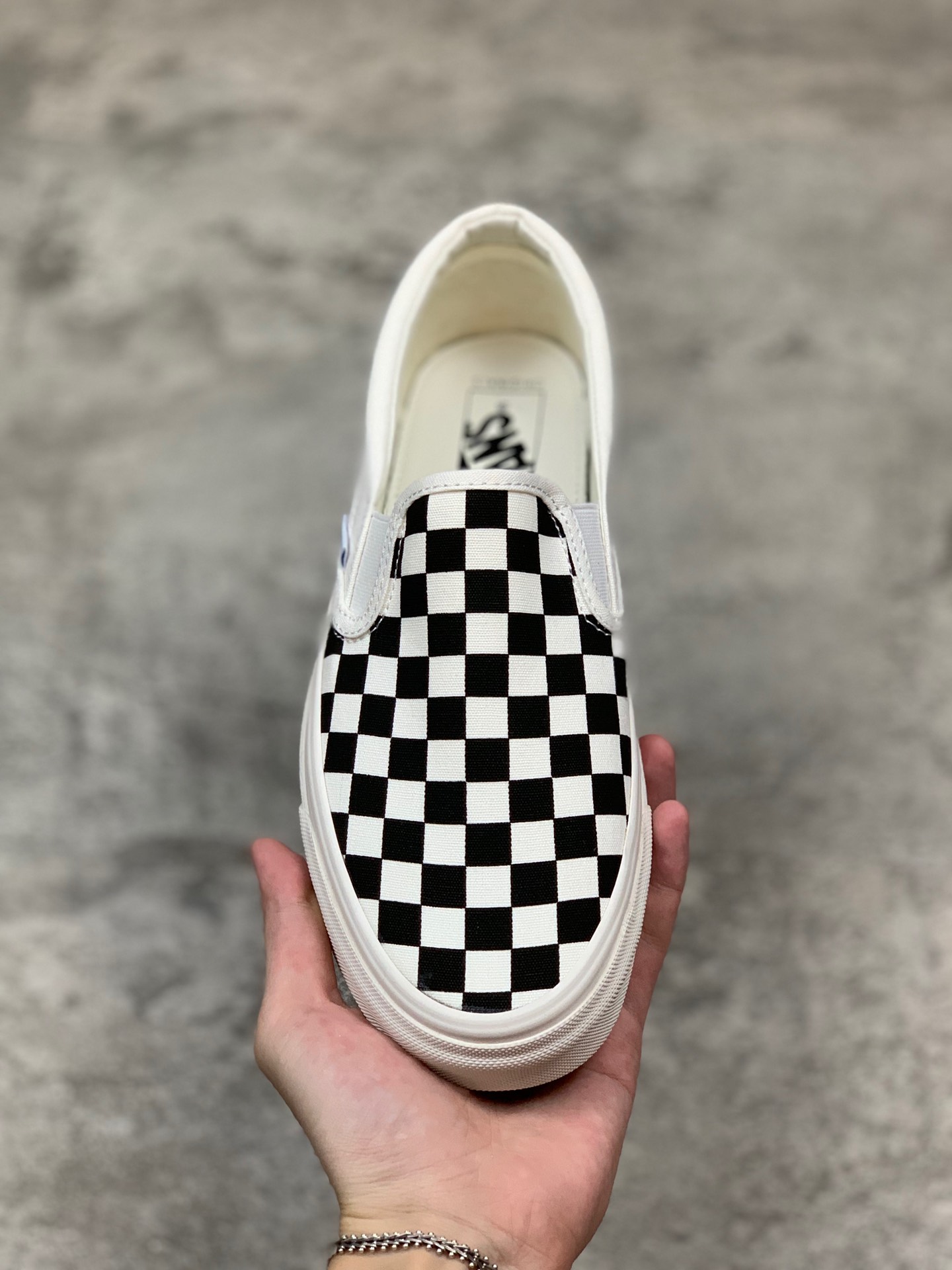 150虎扑版 Vans/万斯 一脚蹬格子国内原代工厂硫化工艺