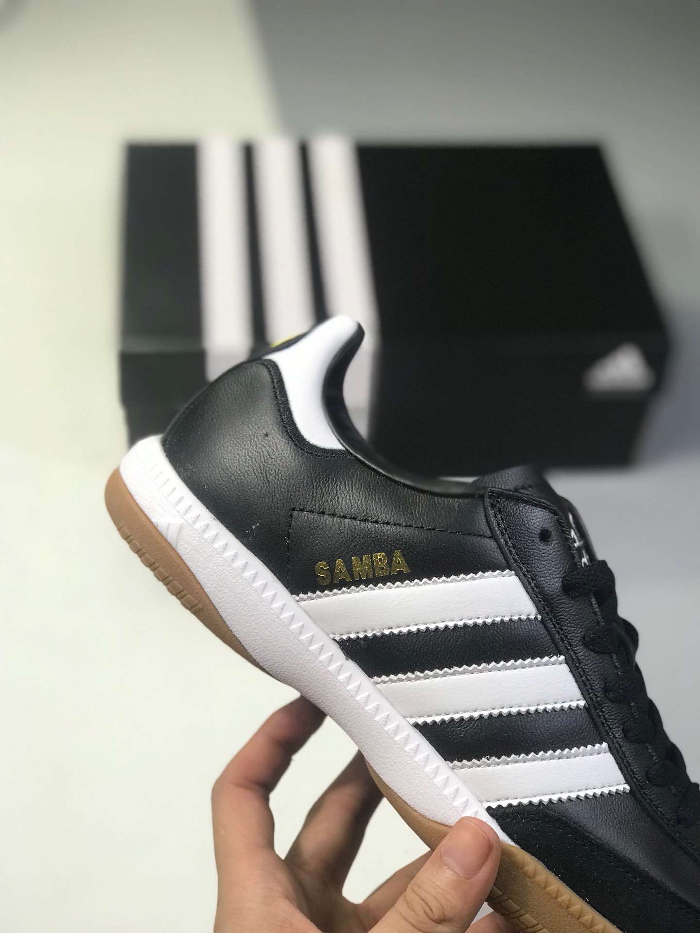 190阿迪板鞋系列 海外代购配色 Adidas 阿迪达斯 Samba Millenium 男子低帮皮面休闲运动板鞋