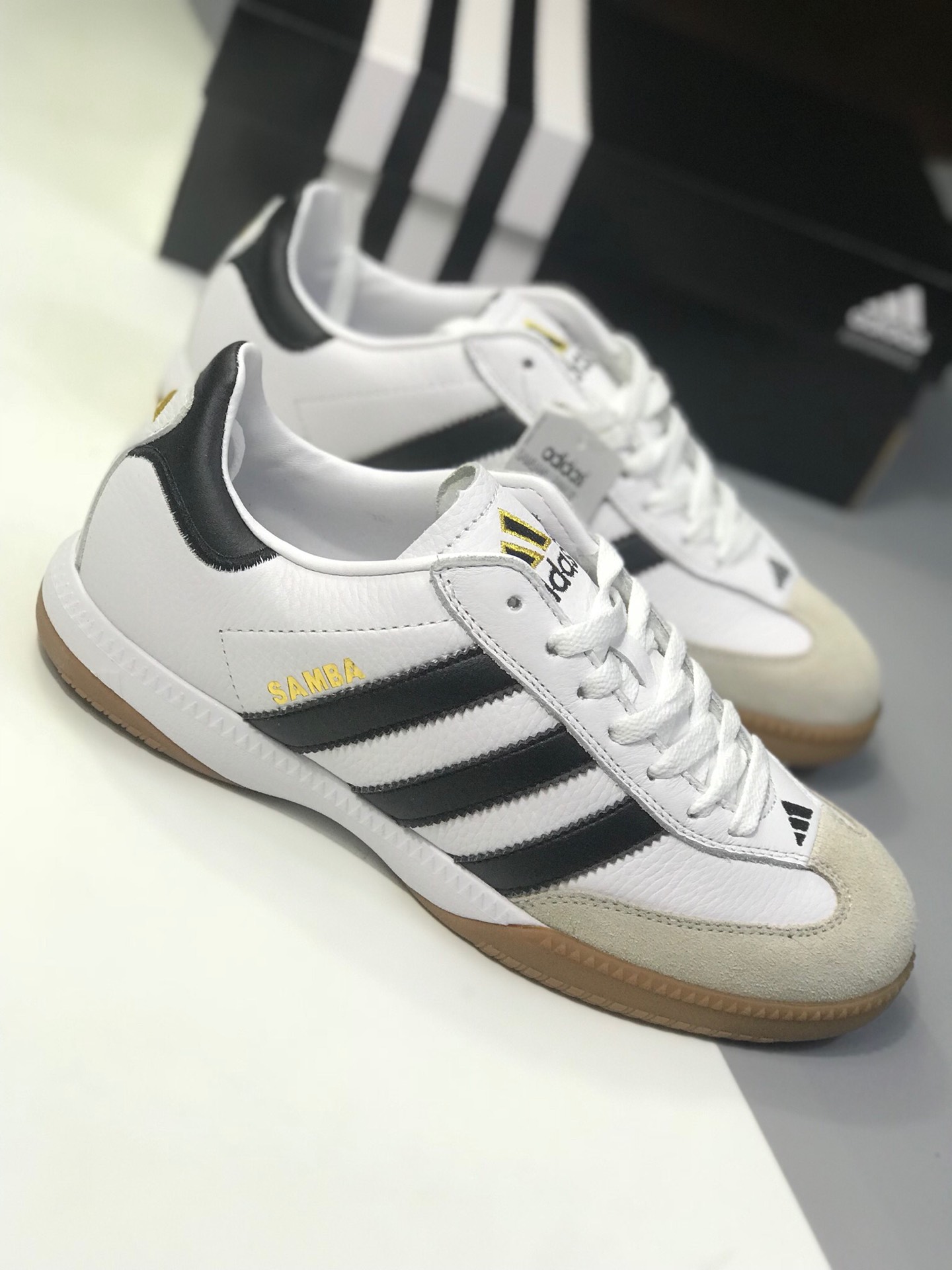 190阿迪板鞋系列 海外代购配色 Adidas 阿迪达斯 Samba Millenium 男子低帮皮面休闲运动板鞋