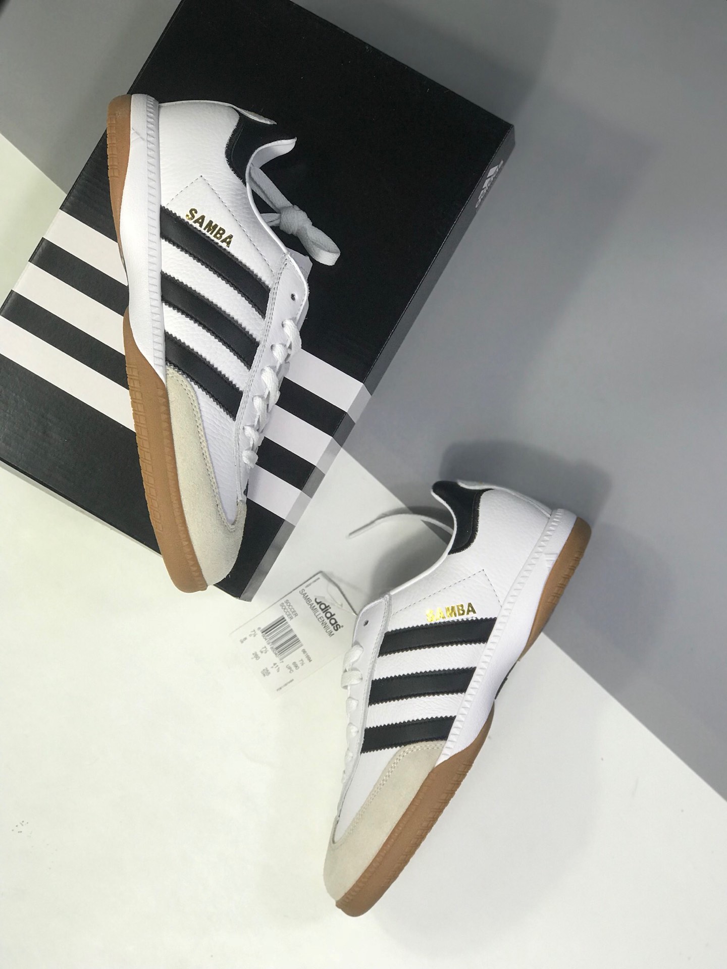 190阿迪板鞋系列 海外代购配色 Adidas 阿迪达斯 Samba Millenium 男子低帮皮面休闲运动板鞋