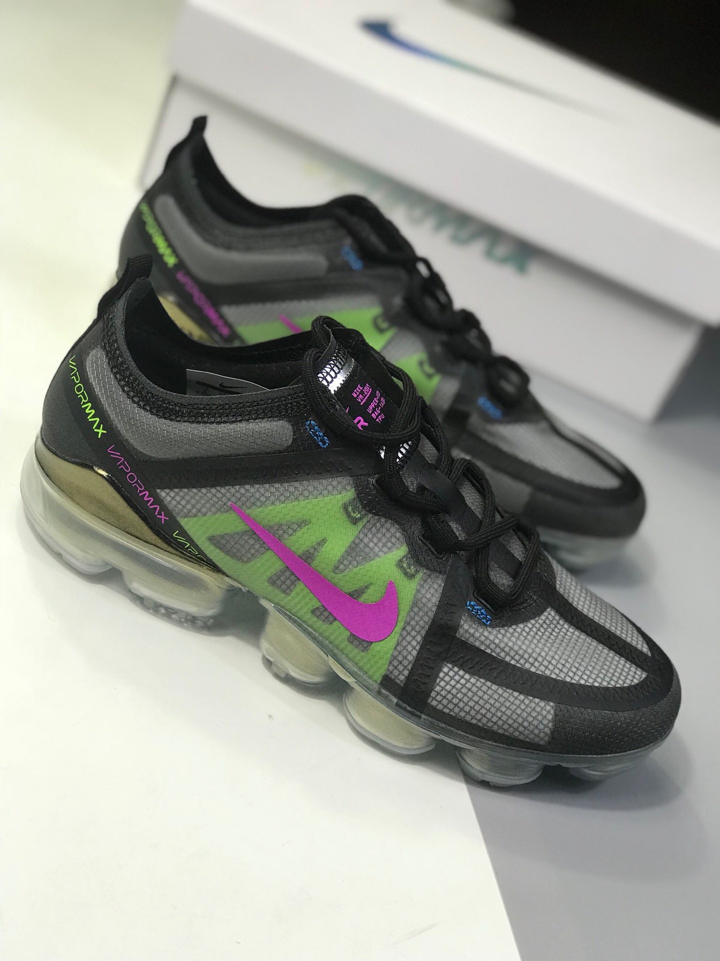 190 公司级 小潘气垫大底真实氮气注入 鞋面采购进口网纱 Nike Air VaporMax 2019 耐克2019大气垫慢跑鞋