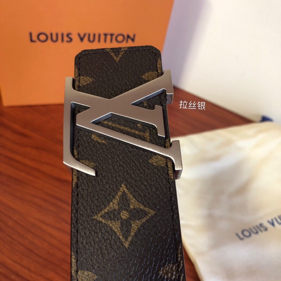 品牌LV.易路威登️:材料意大利进口原版牛皮原版皮钢扣百搭西裤牛仔裤时尚大牌实物更靓️专柜品质配送全套礼