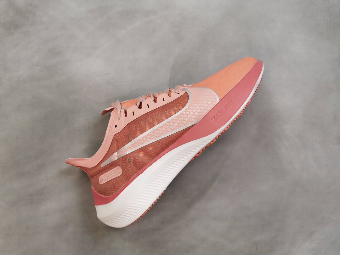 140  新品出货集万千宠爱于一身NIKE2019年度夏季最当红爆款  NIKE  ZOOM  GRAVITY 顶级超跑