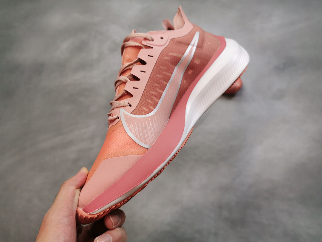 140  新品出货集万千宠爱于一身NIKE2019年度夏季最当红爆款  NIKE  ZOOM  GRAVITY 顶级超跑