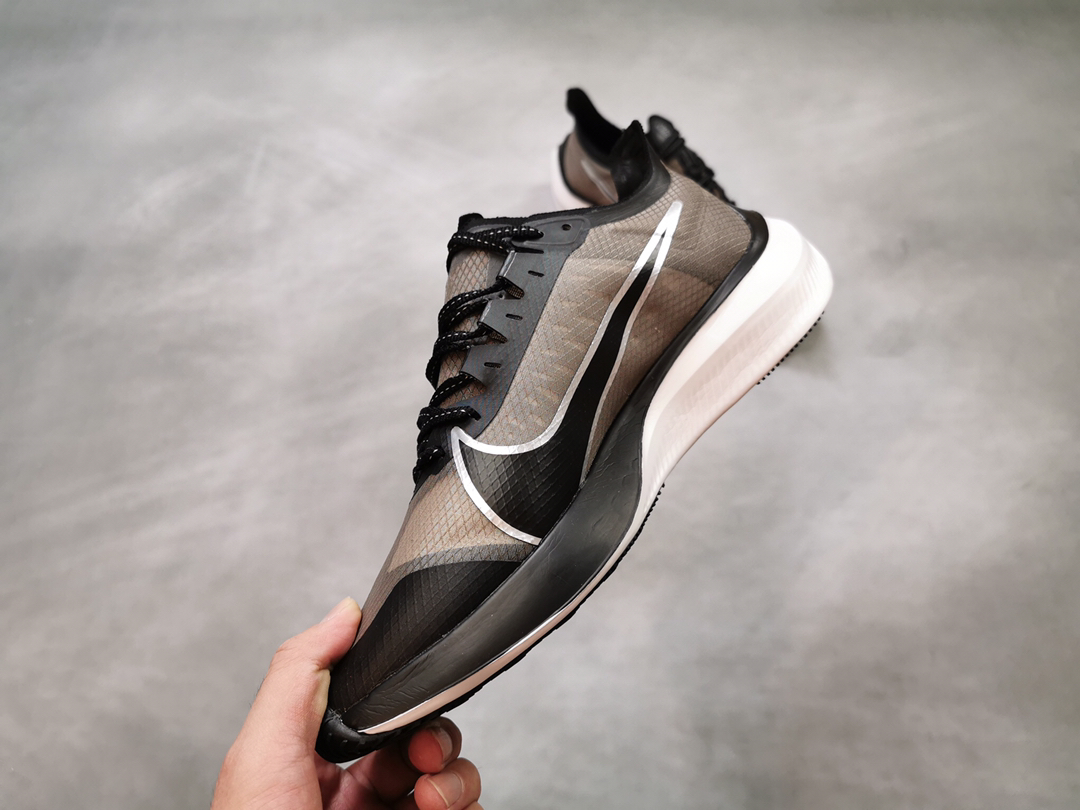 140  新品出货集万千宠爱于一身NIKE2019年度夏季最当红爆款  NIKE  ZOOM  GRAVITY 顶级超跑