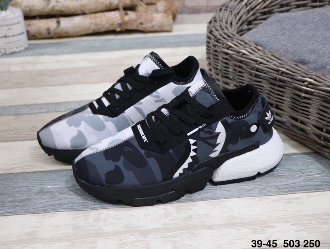 140阿迪达斯 Adidas P.O.D SYSTEM 鲨鱼网面 舒适慢跑鞋