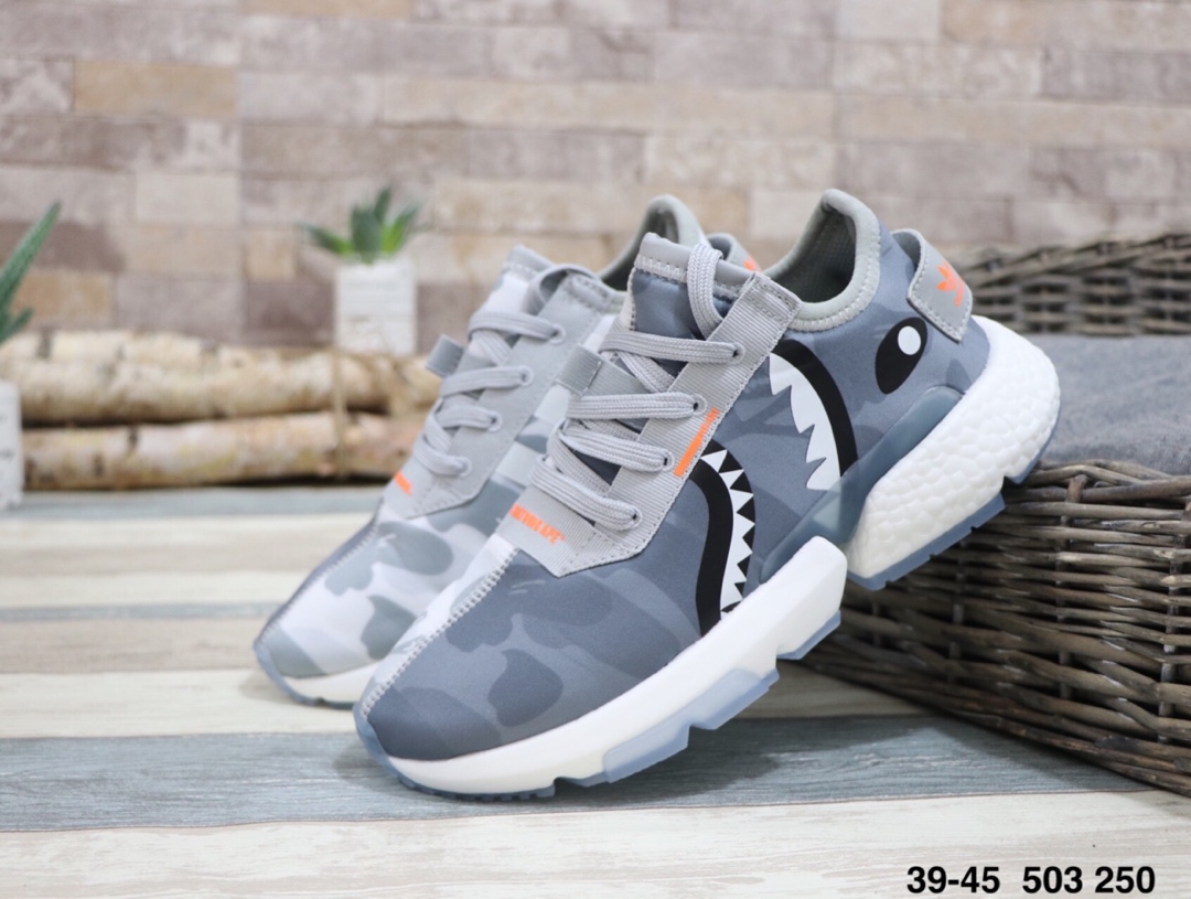 140阿迪达斯 Adidas P.O.D SYSTEM 鲨鱼网面 舒适慢跑鞋