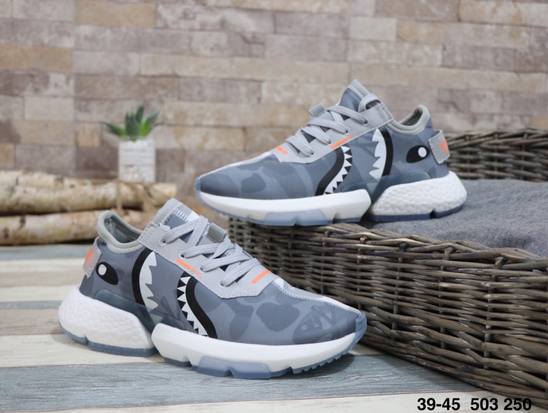 140阿迪达斯 Adidas P.O.D SYSTEM 鲨鱼网面 舒适慢跑鞋