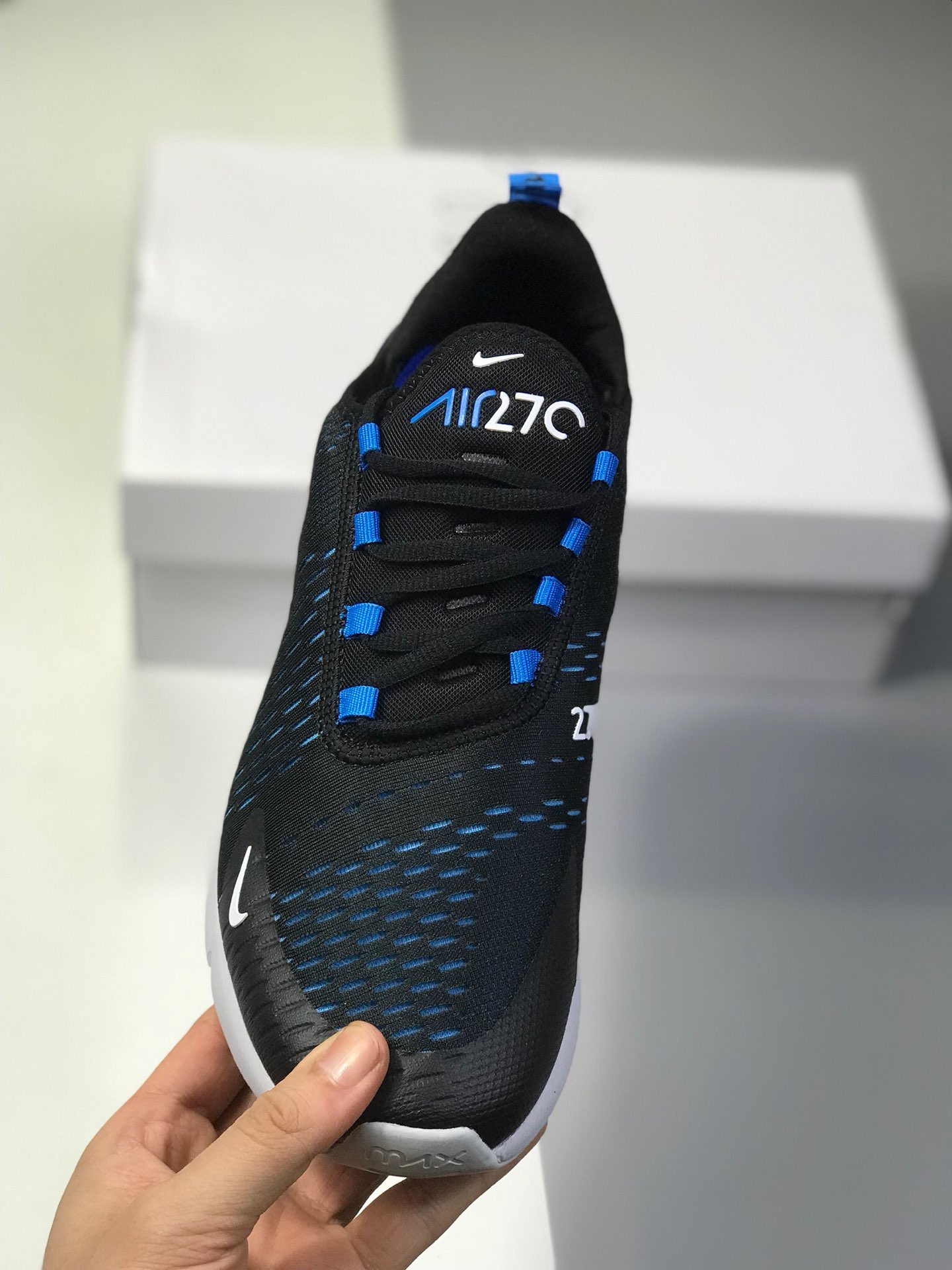 160公司级 耐克 Nike Air Max 270 公司级半掌气垫 采用大网贾卡网面制作鞋面 使整双鞋子更富有层次感！货号：AH8050-601