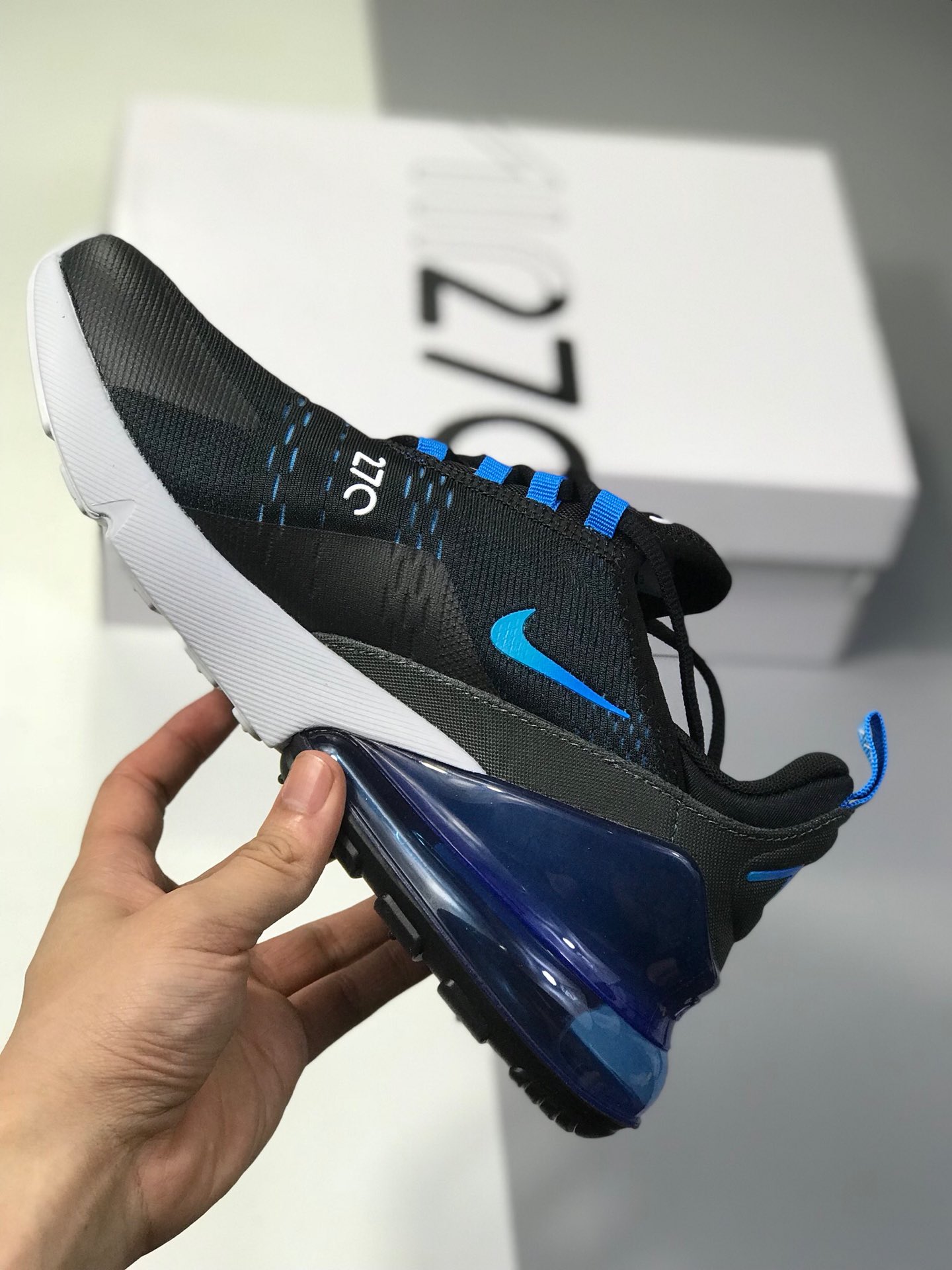 160公司级 耐克 Nike Air Max 270 公司级半掌气垫 采用大网贾卡网面制作鞋面 使整双鞋子更富有层次感！货号：AH8050-601