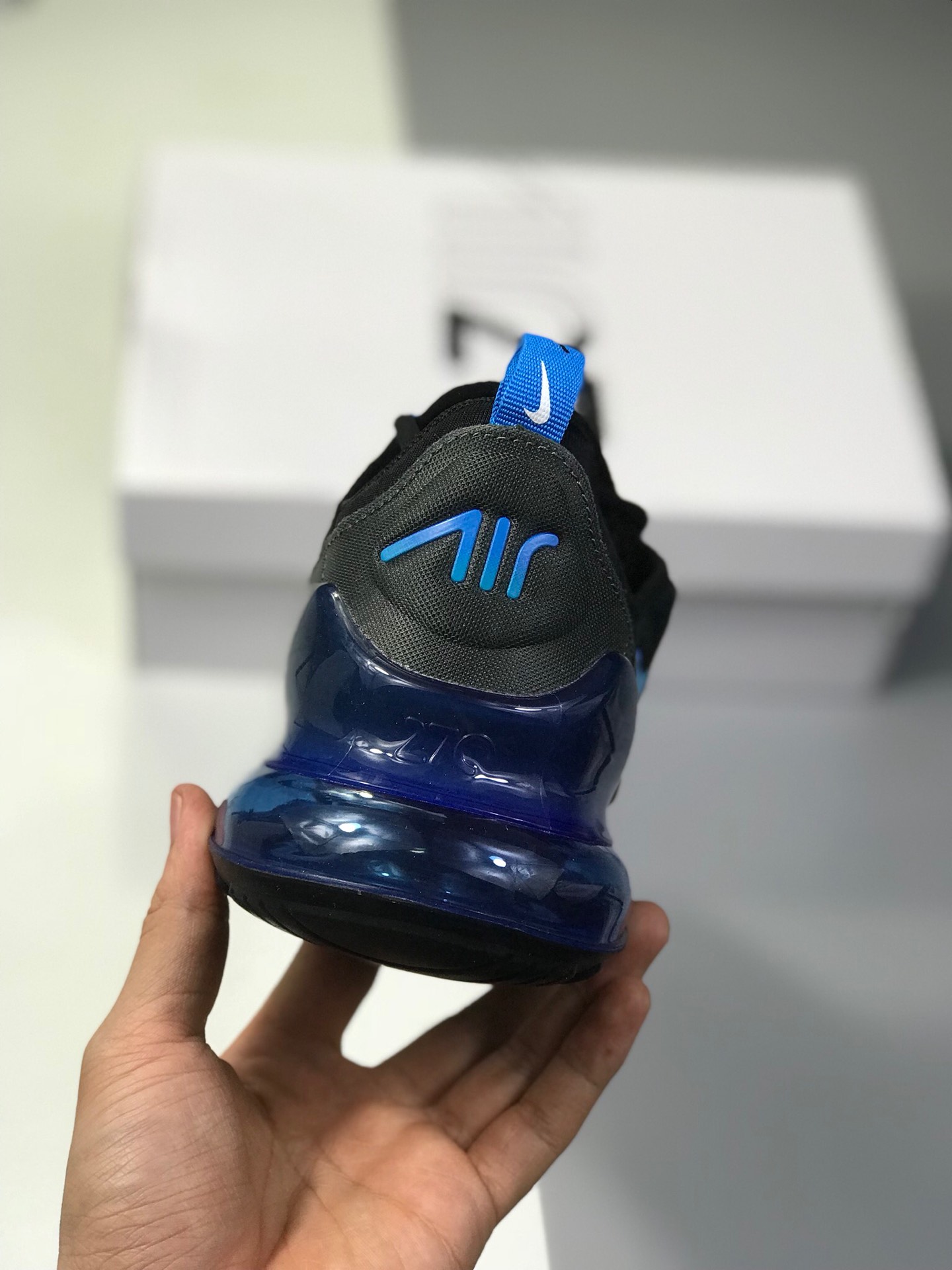 160公司级 耐克 Nike Air Max 270 公司级半掌气垫 采用大网贾卡网面制作鞋面 使整双鞋子更富有层次感！货号：AH8050-601