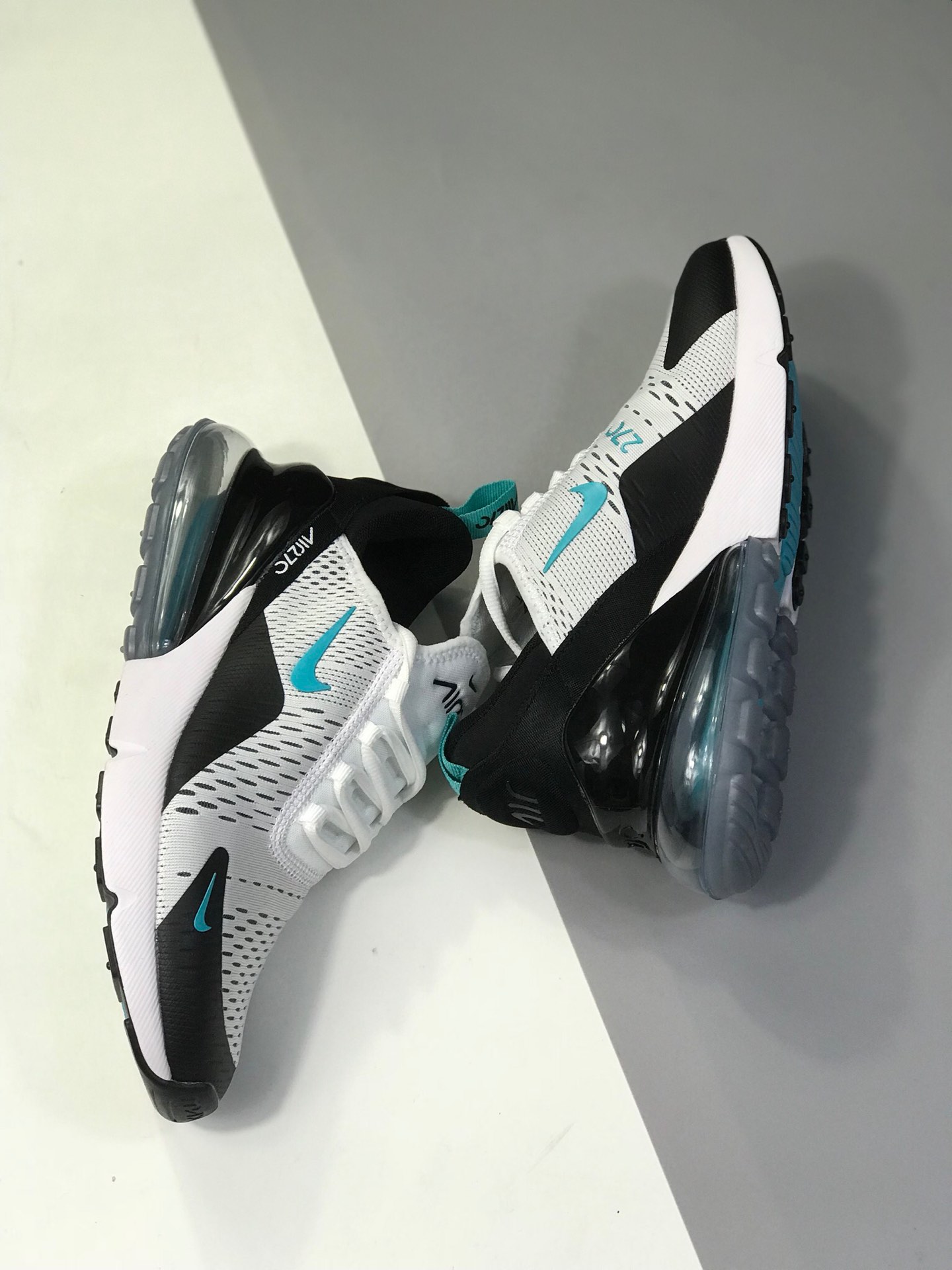 160公司级 耐克 Nike Air Max 270 公司级半掌气垫 采用大网贾卡网面制作鞋面 使整双鞋子更富有层次感！货号：AH8050-601