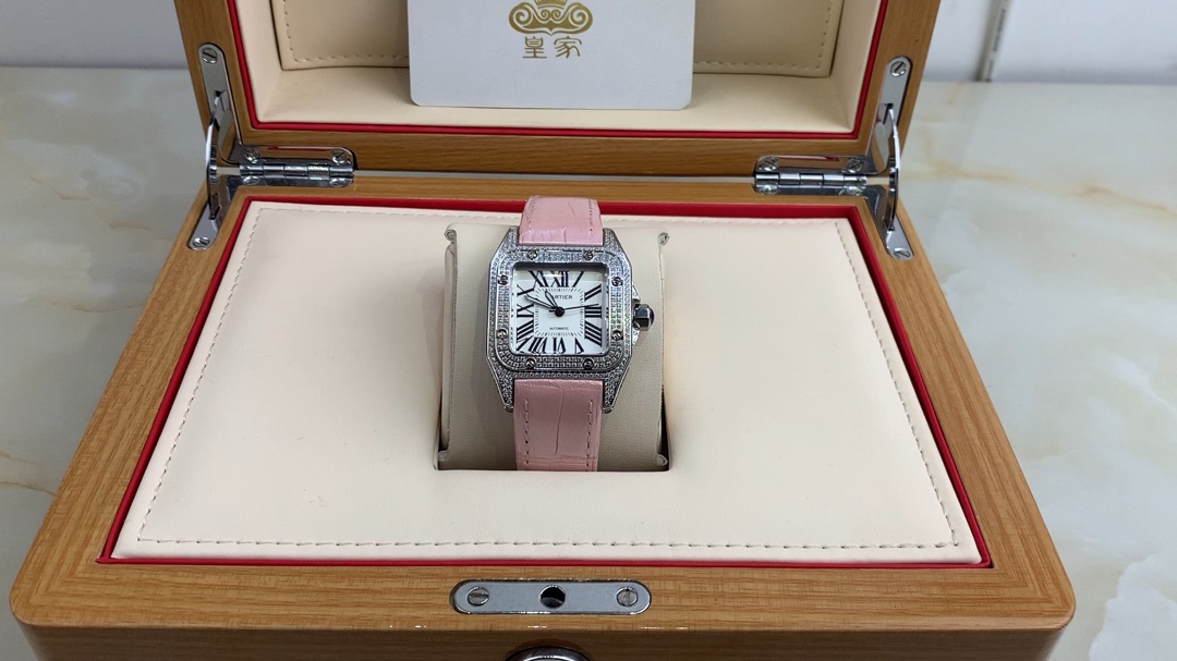 Cartier 皇家 卡地亚山度士女款镶钻腕表视频欣赏